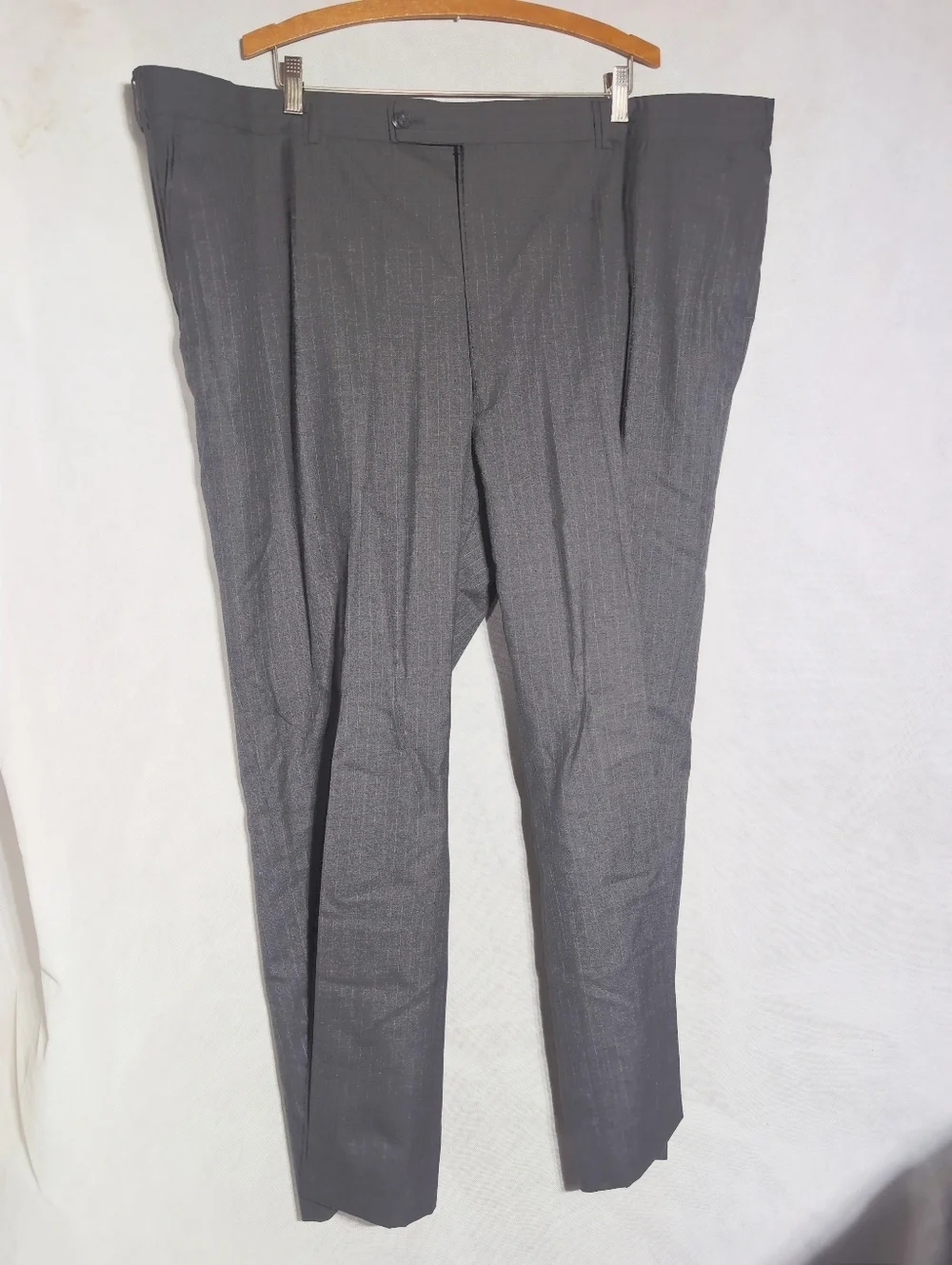 Andre Vachon Vintage Classic Men's Gray Pinstripe Suit